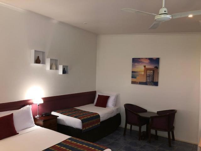 Central Studio Accommodation Gladstone Kültér fotó