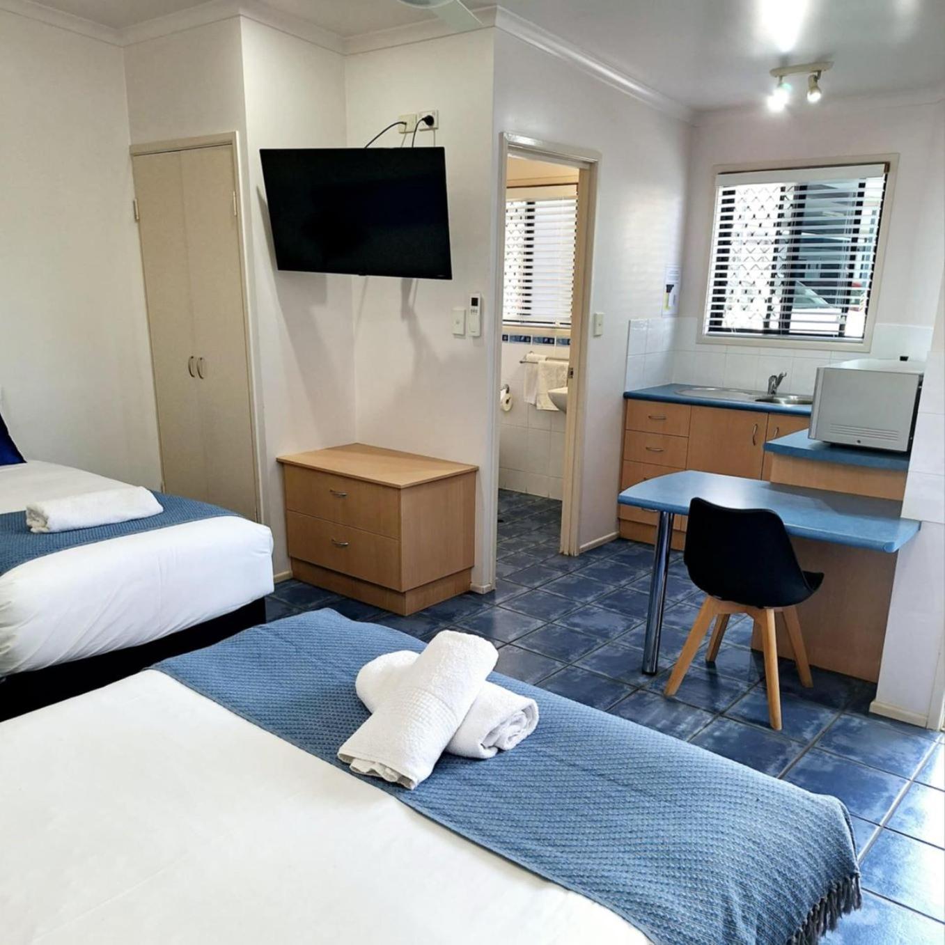 Central Studio Accommodation Gladstone Kültér fotó